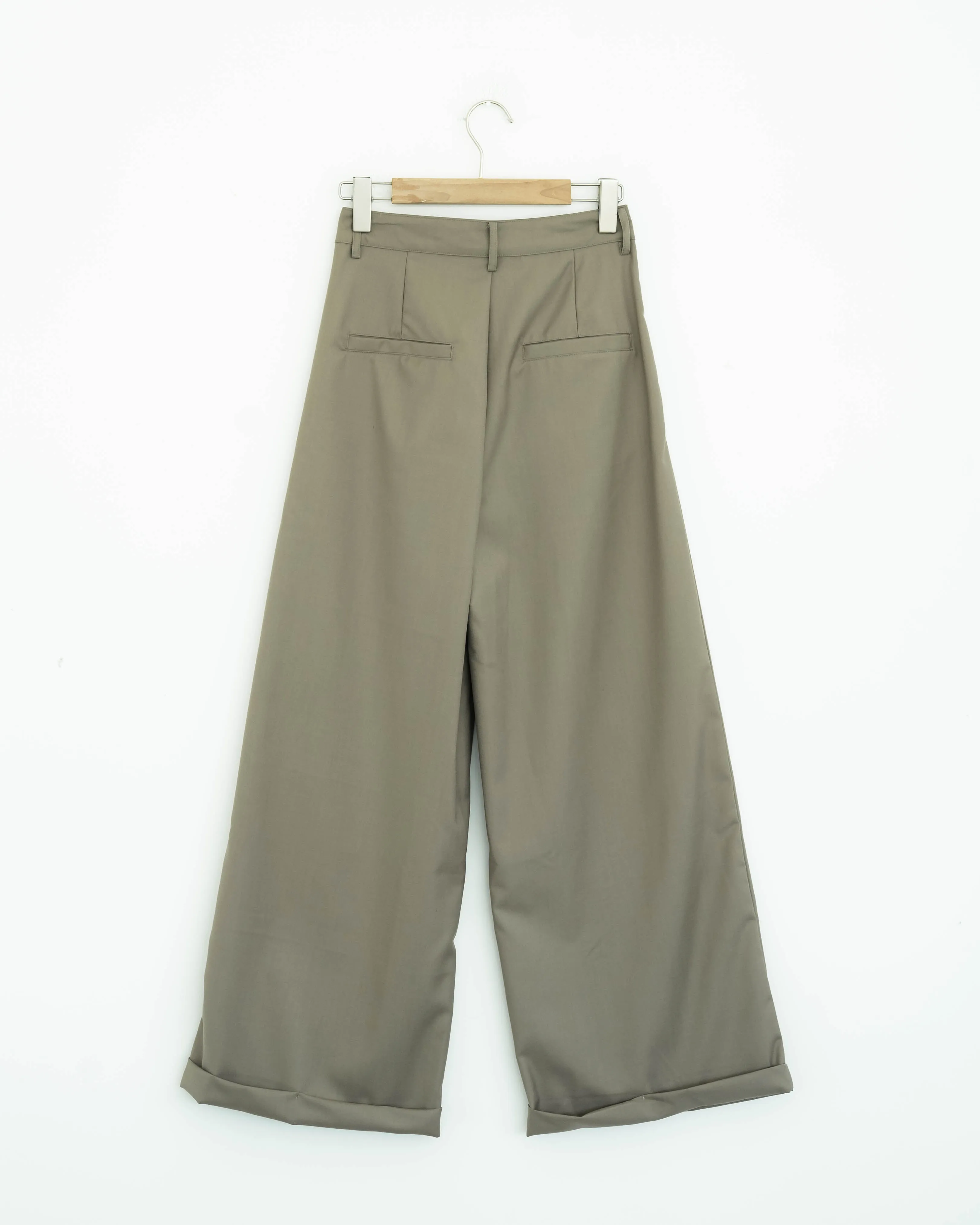 Folded Hem Straight Cut Trousers (Khaki)