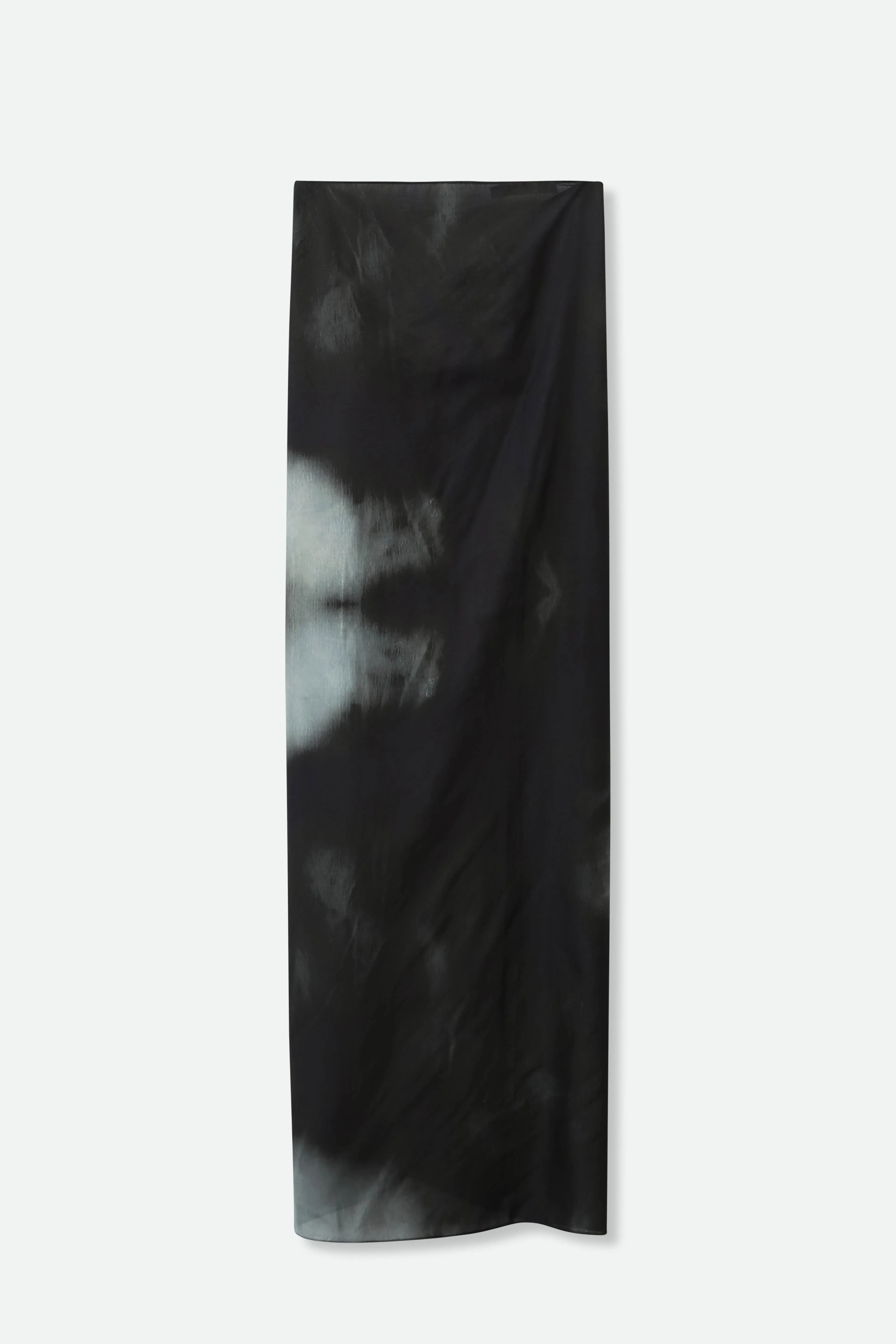 PAREO SKIRT IN HAND-DYED SILK IN NIGHT SHADOW