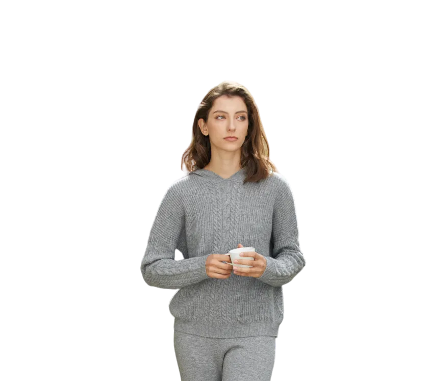 Single Cable Superfine Merino Pullover