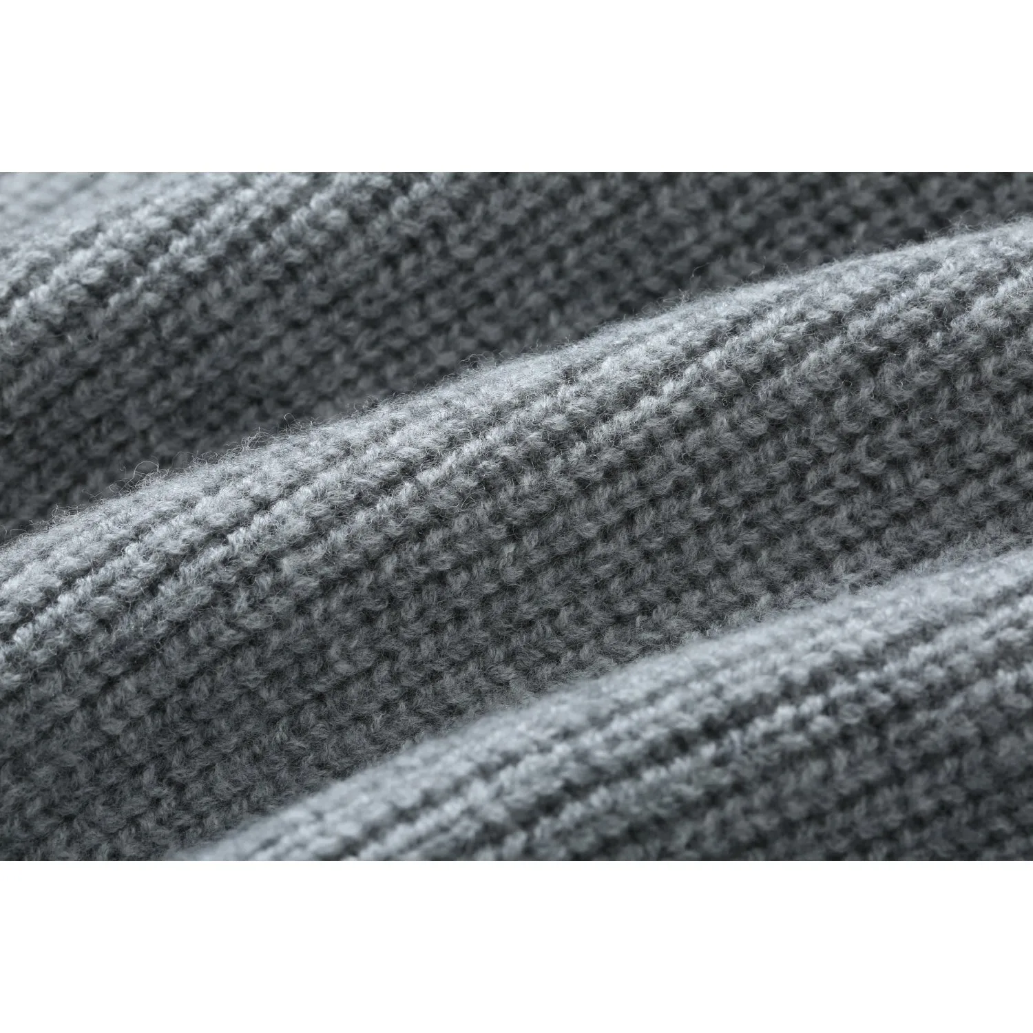 Single Cable Superfine Merino Pullover